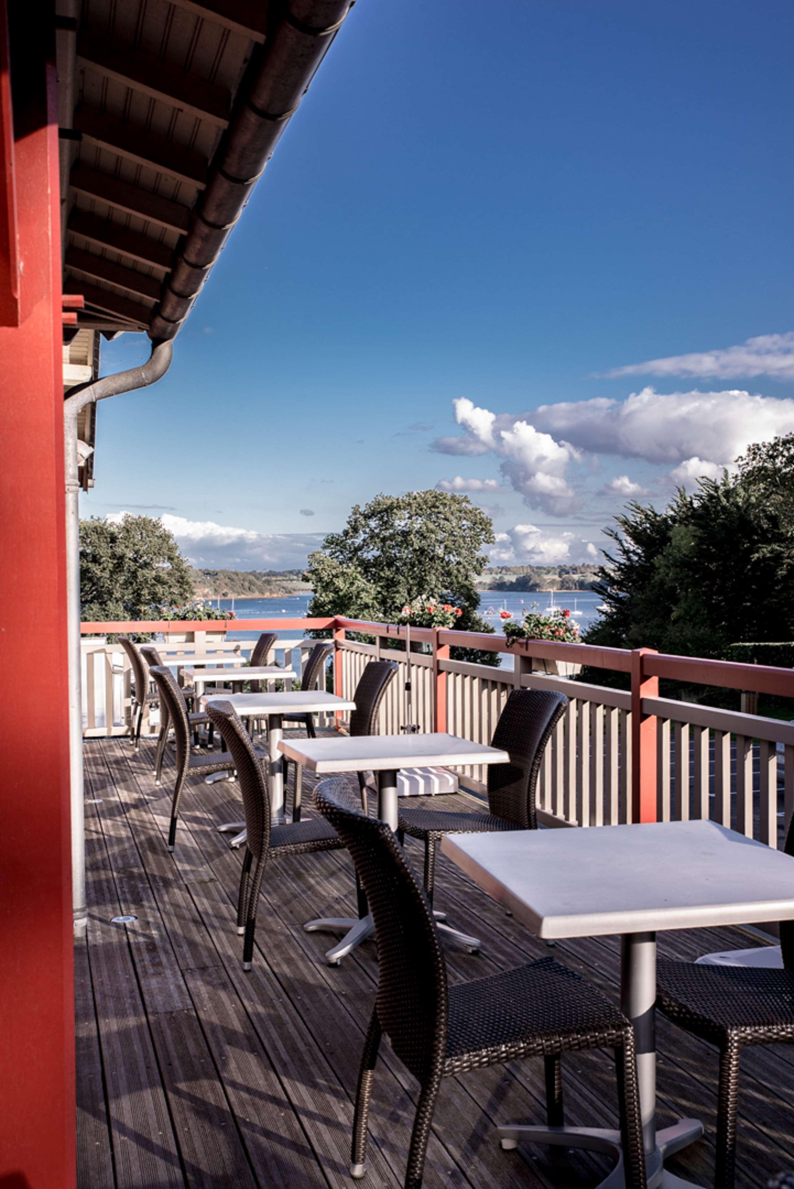 Kyriad Saint-Malo Dinard Ла-Ришарде Экстерьер фото