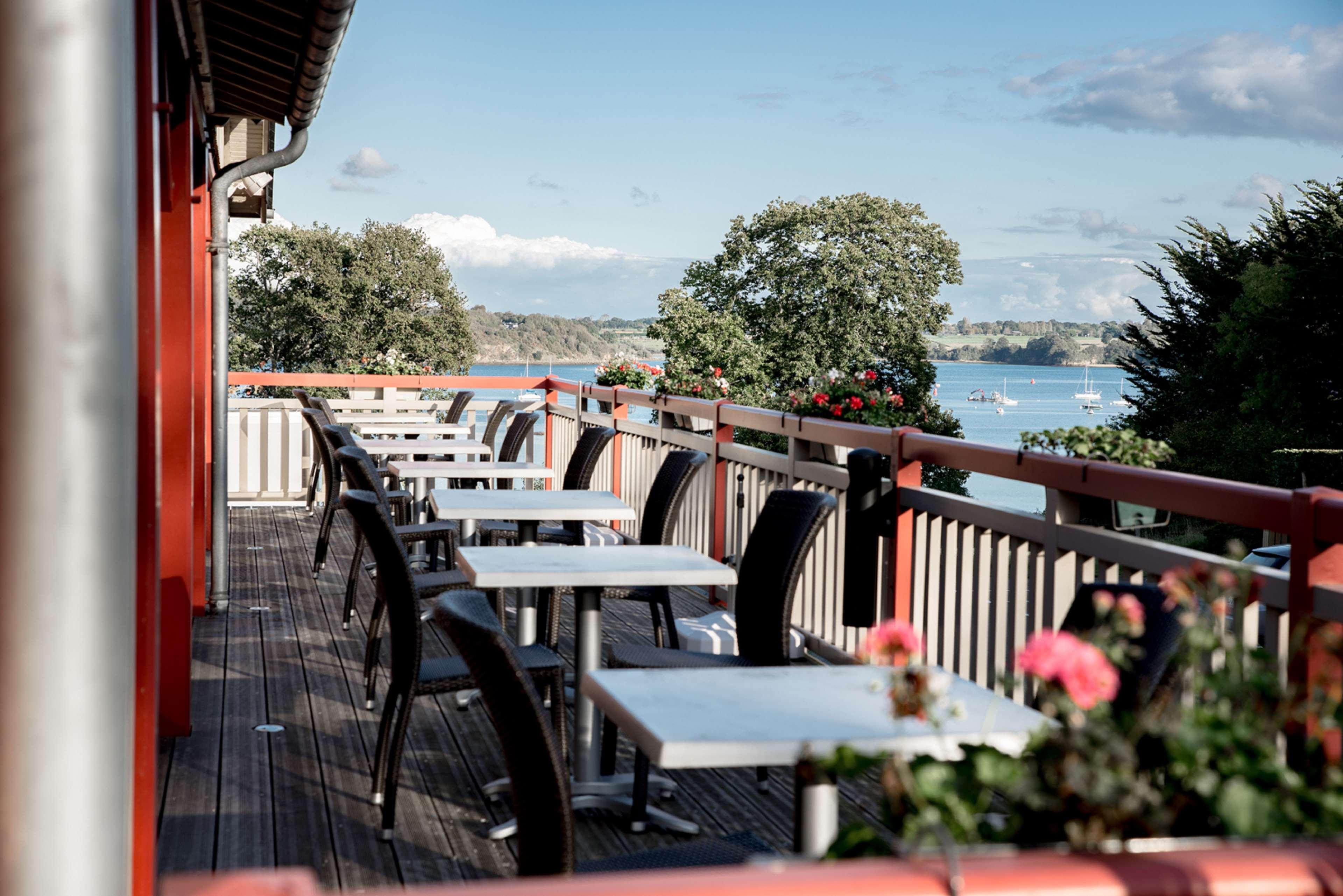 Kyriad Saint-Malo Dinard Ла-Ришарде Экстерьер фото