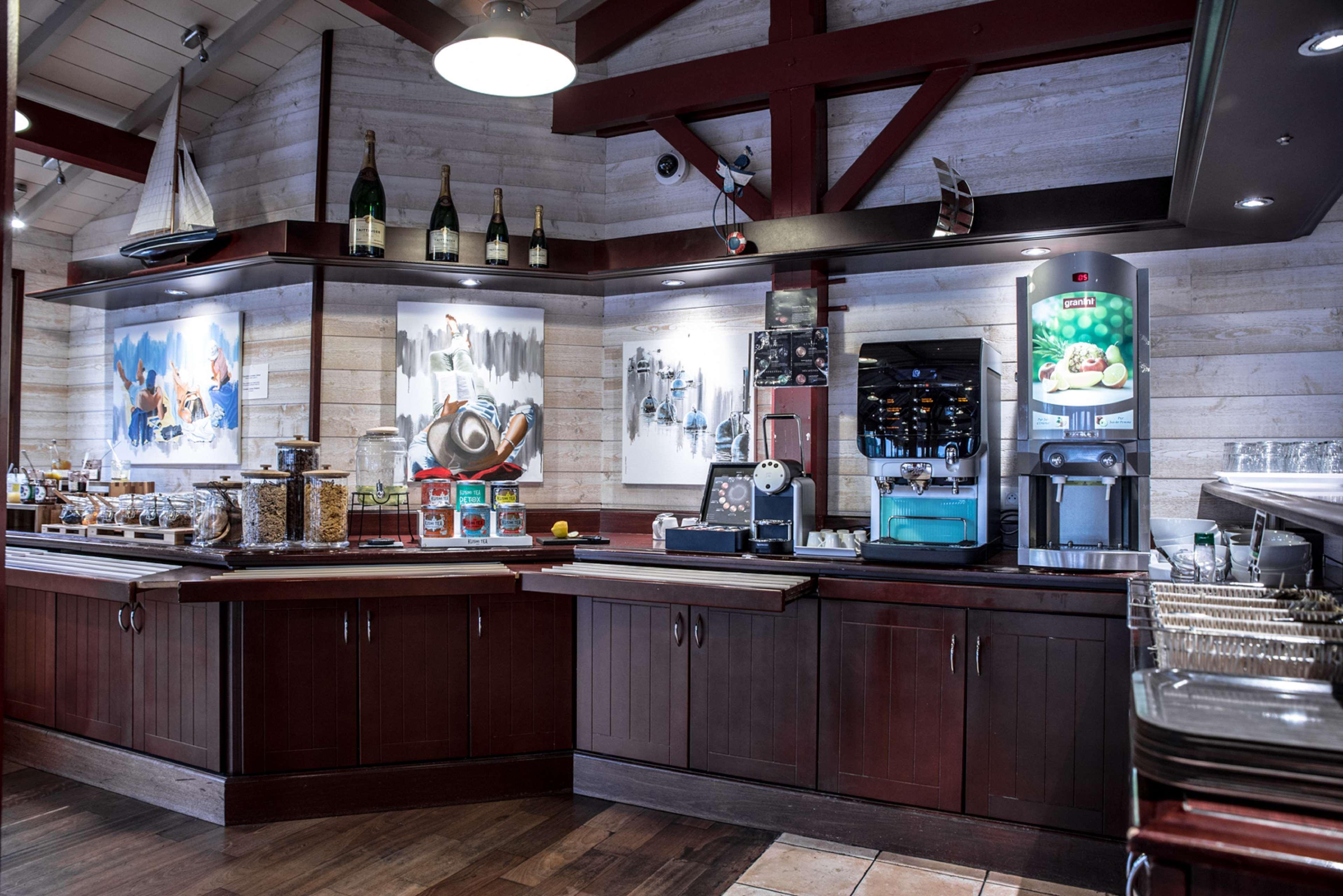 Kyriad Saint-Malo Dinard Ла-Ришарде Экстерьер фото
